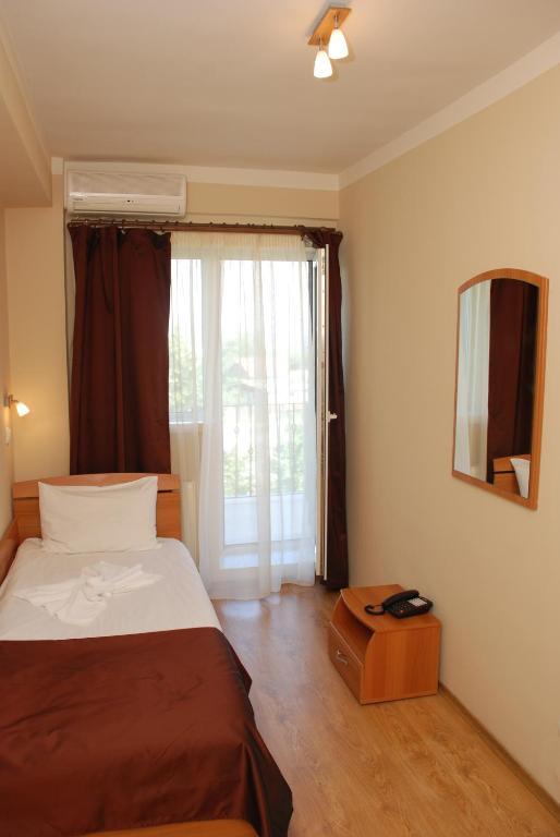 Hotel Liliacul Cluj-Napoca Rum bild